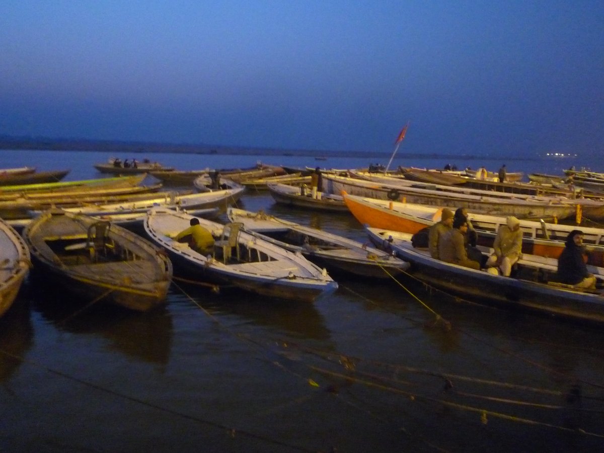 Sunrise - Bank of river Ganga06